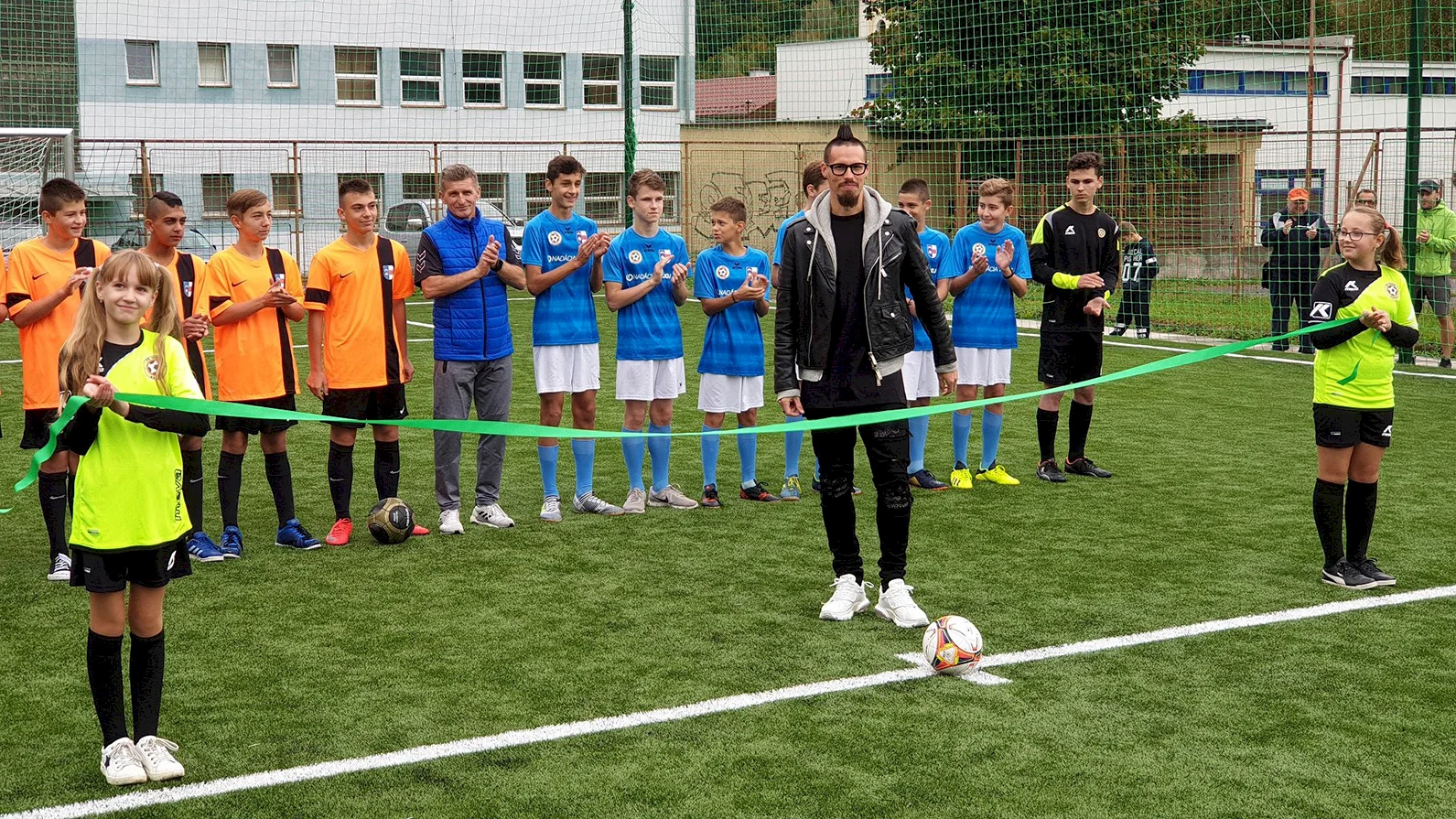 Nové ihrisko bude slúžiť žiakom i futbalovým talentom, krstil ho Marek Hamšík