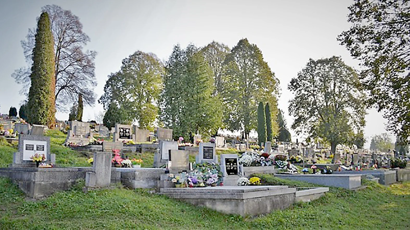 Cintoríny už možno navštíviť aj virtuálne