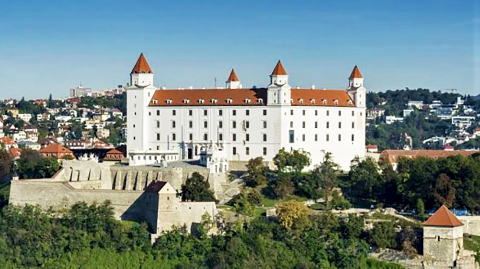Bratislava skončila v indexe "inteligentných" miest 84.,Viedeň je na 17. pozícii