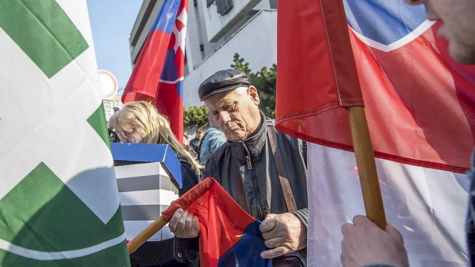 Richard Rybníček vyzýva antifašistov i kotlebovcov na minútu ticha