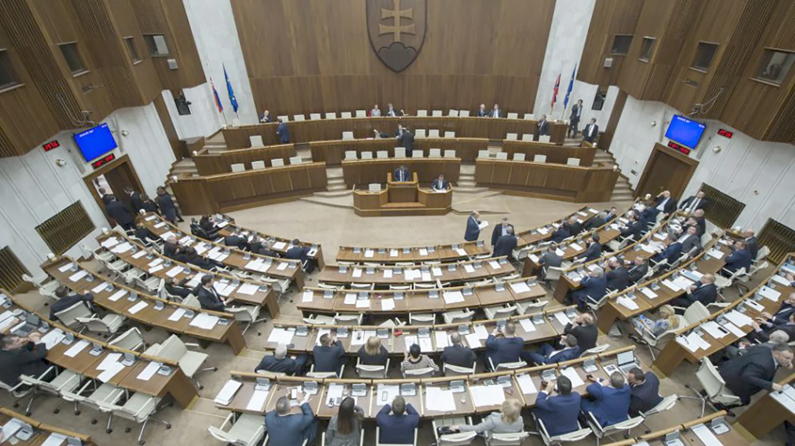 NRSR:Plénum odmietlo zmeny v obecnom zriadení i v zákone o samosprávnych krajoch
