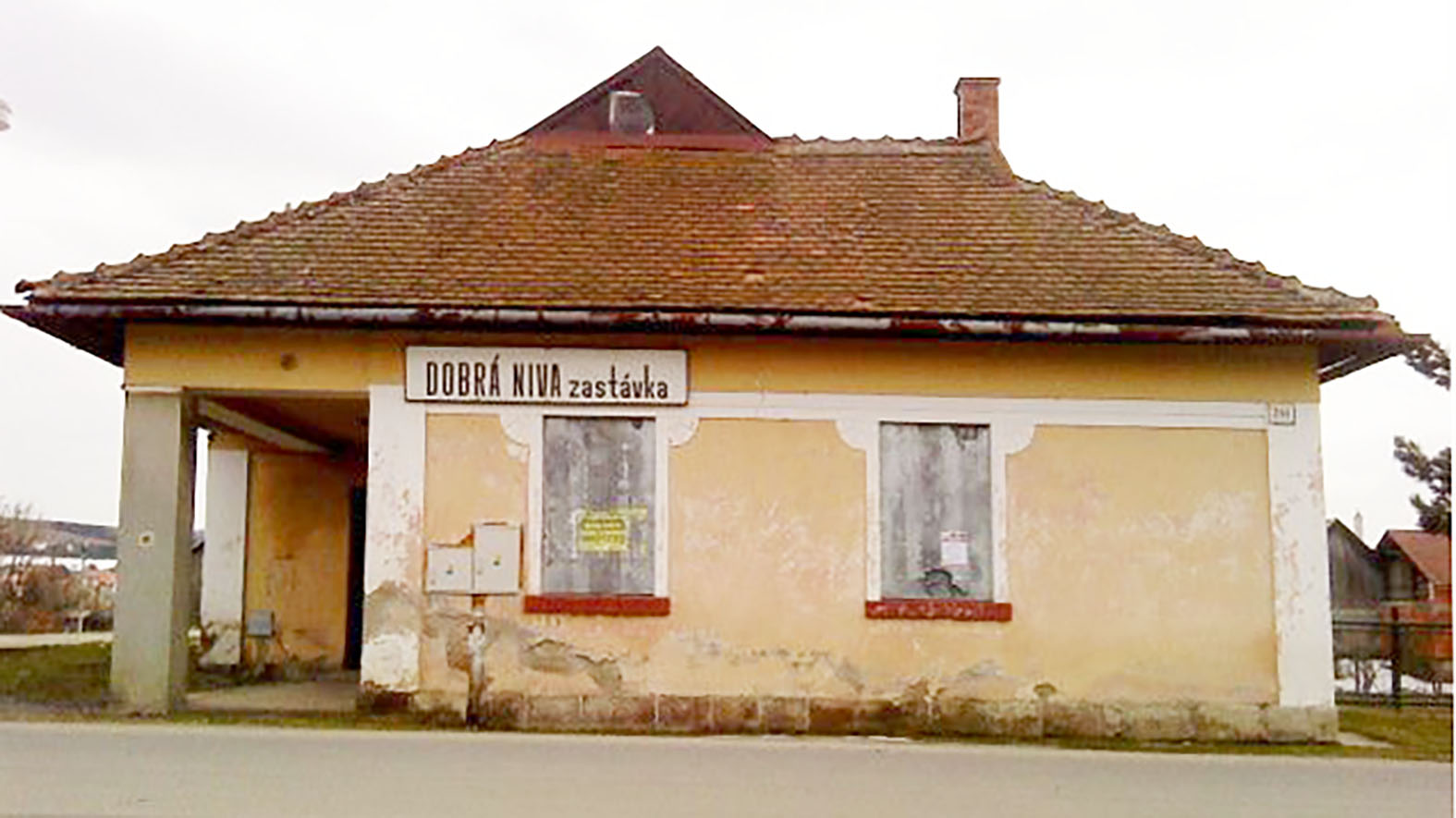 ŽSR budovu zastávky nedajú obci zdarma, chcú za ňu 18-tis. eur