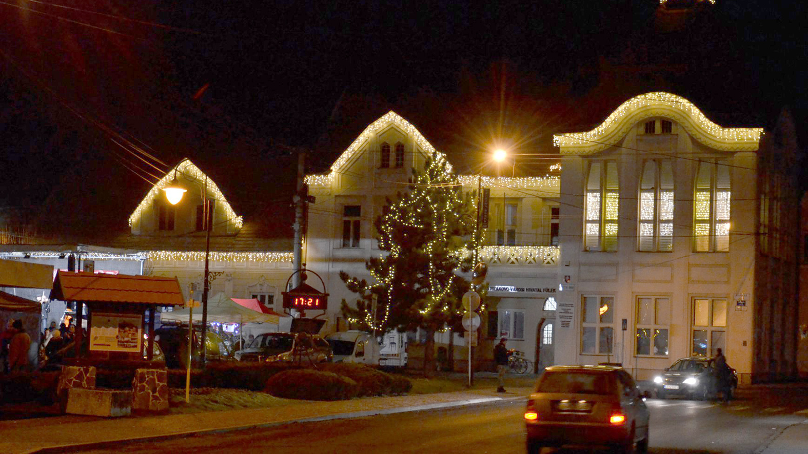 Vianoce v meste sú z roka na rok krajšie. Po novom aj šetrnejšie k prírode