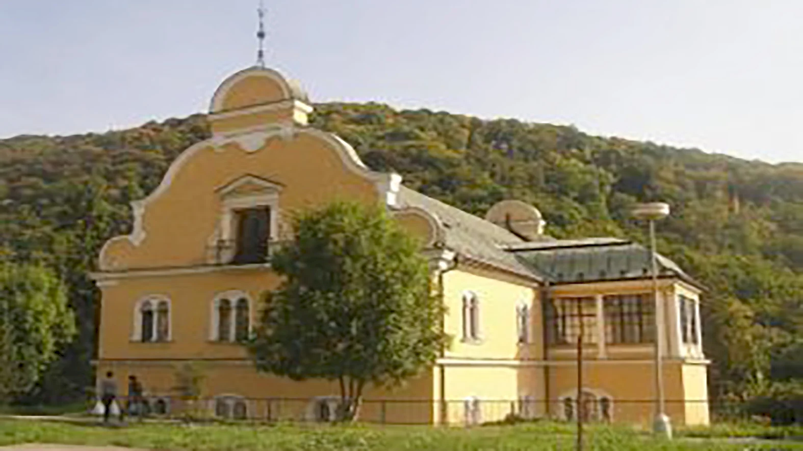 Tihányiovský kaštieľ už 30 rokov láka ľudí na prírodovedné výstavy