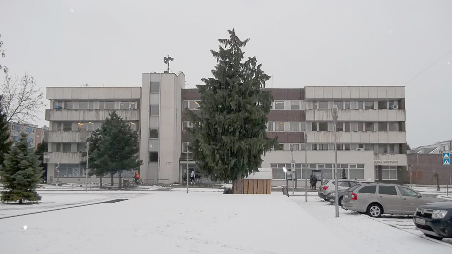 Mesto rozdalo obyvateľom posypovú soľ