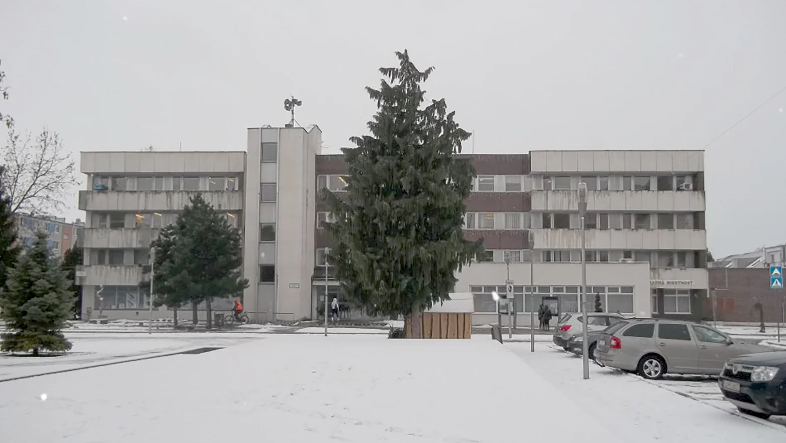 Mesto rozdalo obyvateľom posypovú soľ