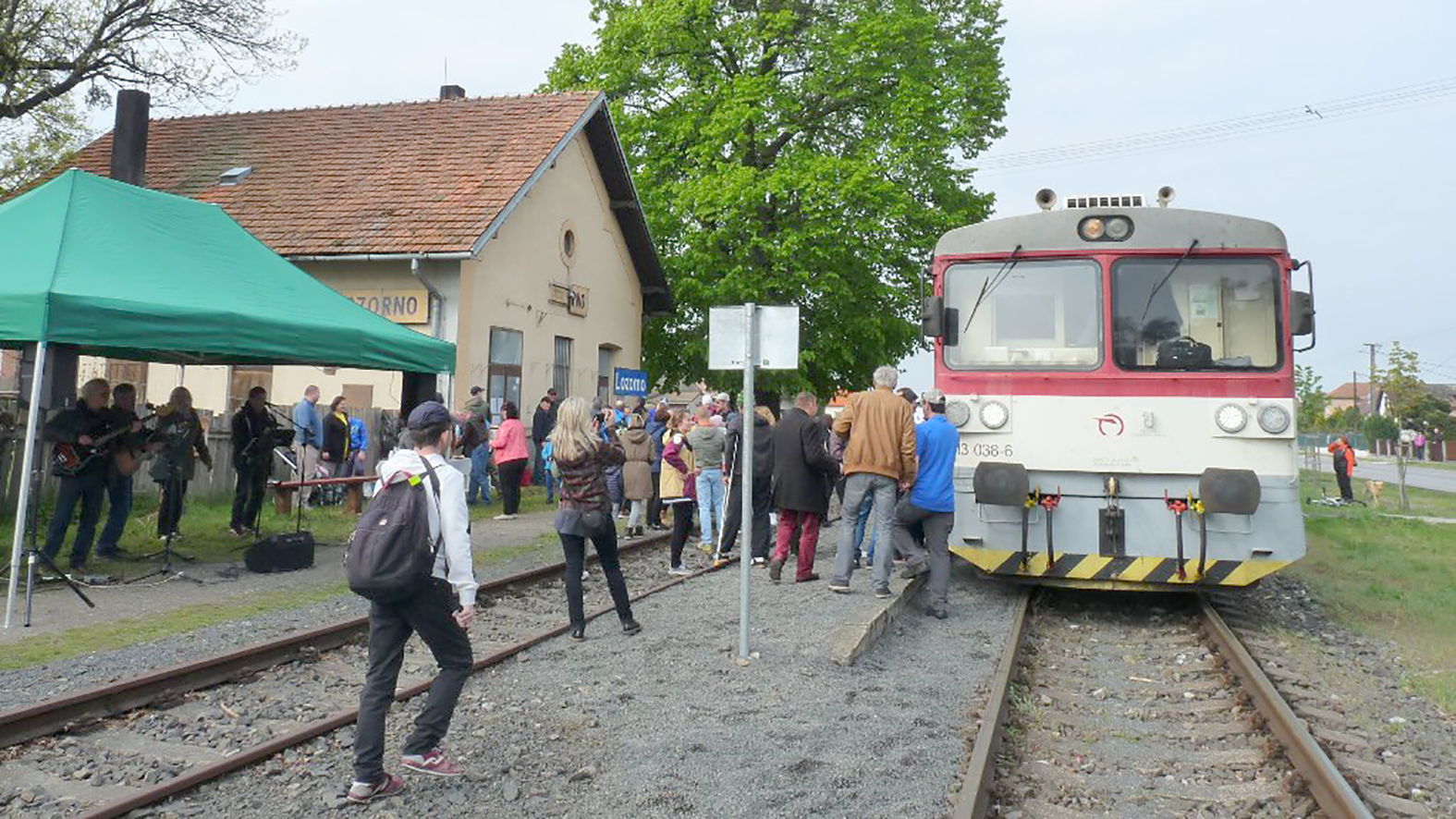 Lozorno žiada ŽSR o prehodnotenie zámeru predať areál ŽST v obci