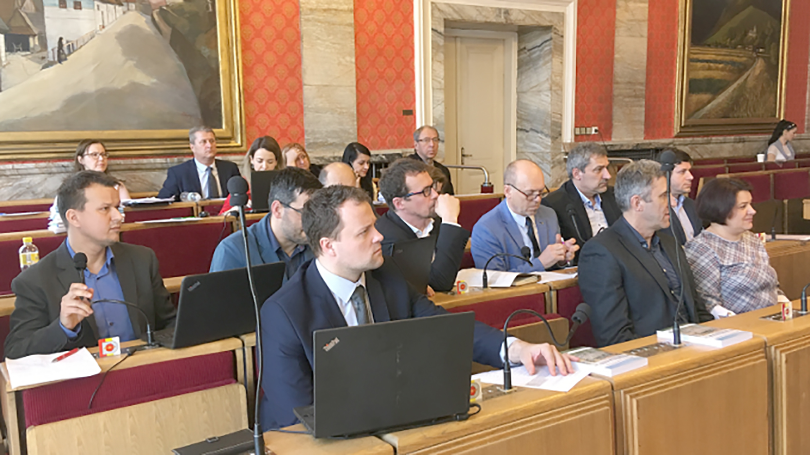 Poslanci schválili finančný dar 10-tis. eur pre mesto Prešov