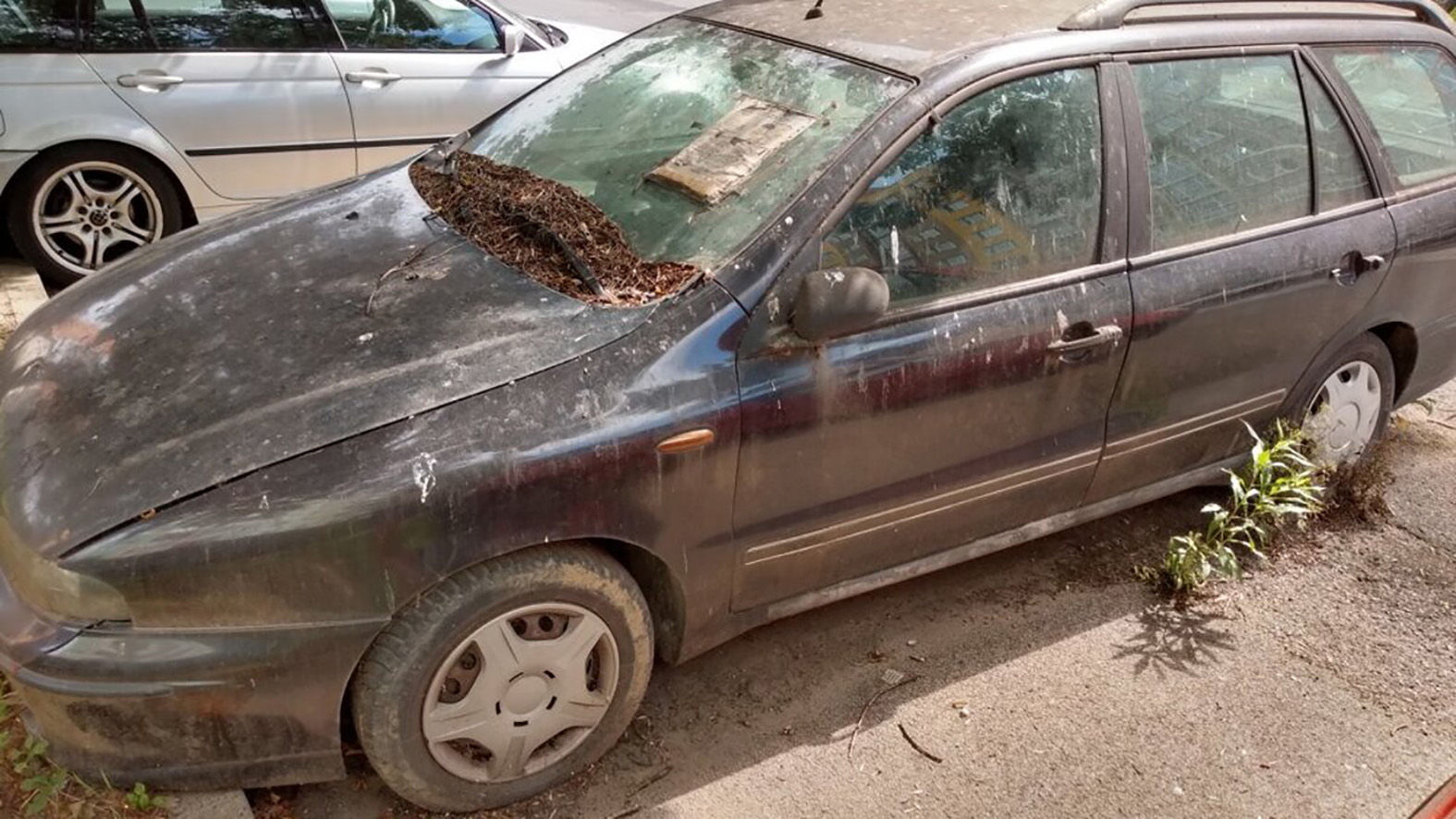 Mesto hľadá lokalitu na parkovisko pre autovraky