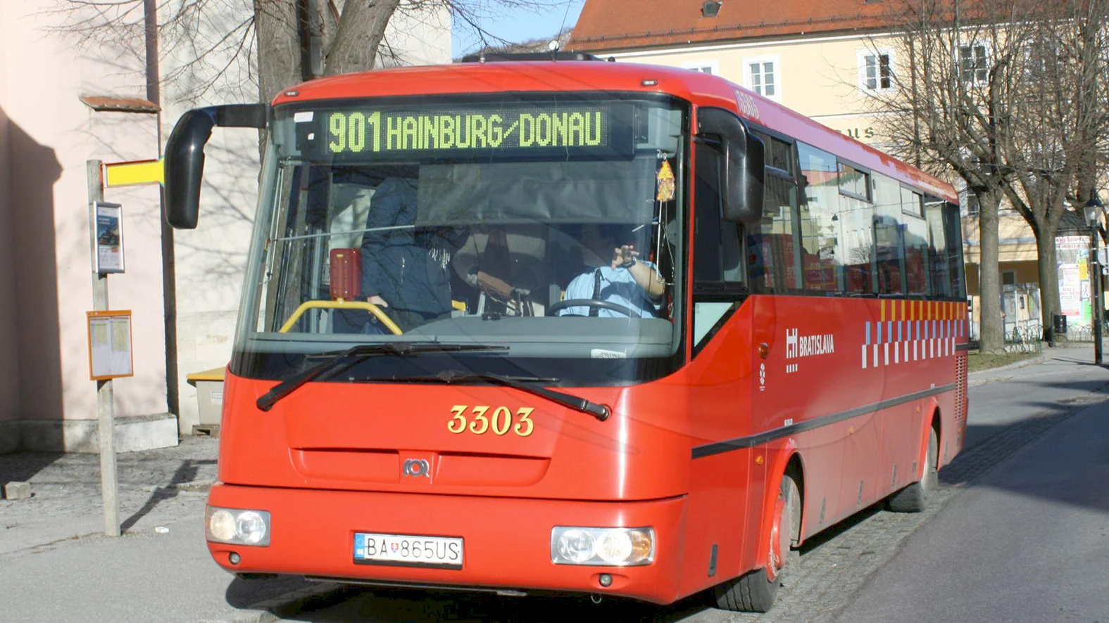 Spojenie Bratislavy a Hainburgu prevezme od 28. decembra nový dopravca
