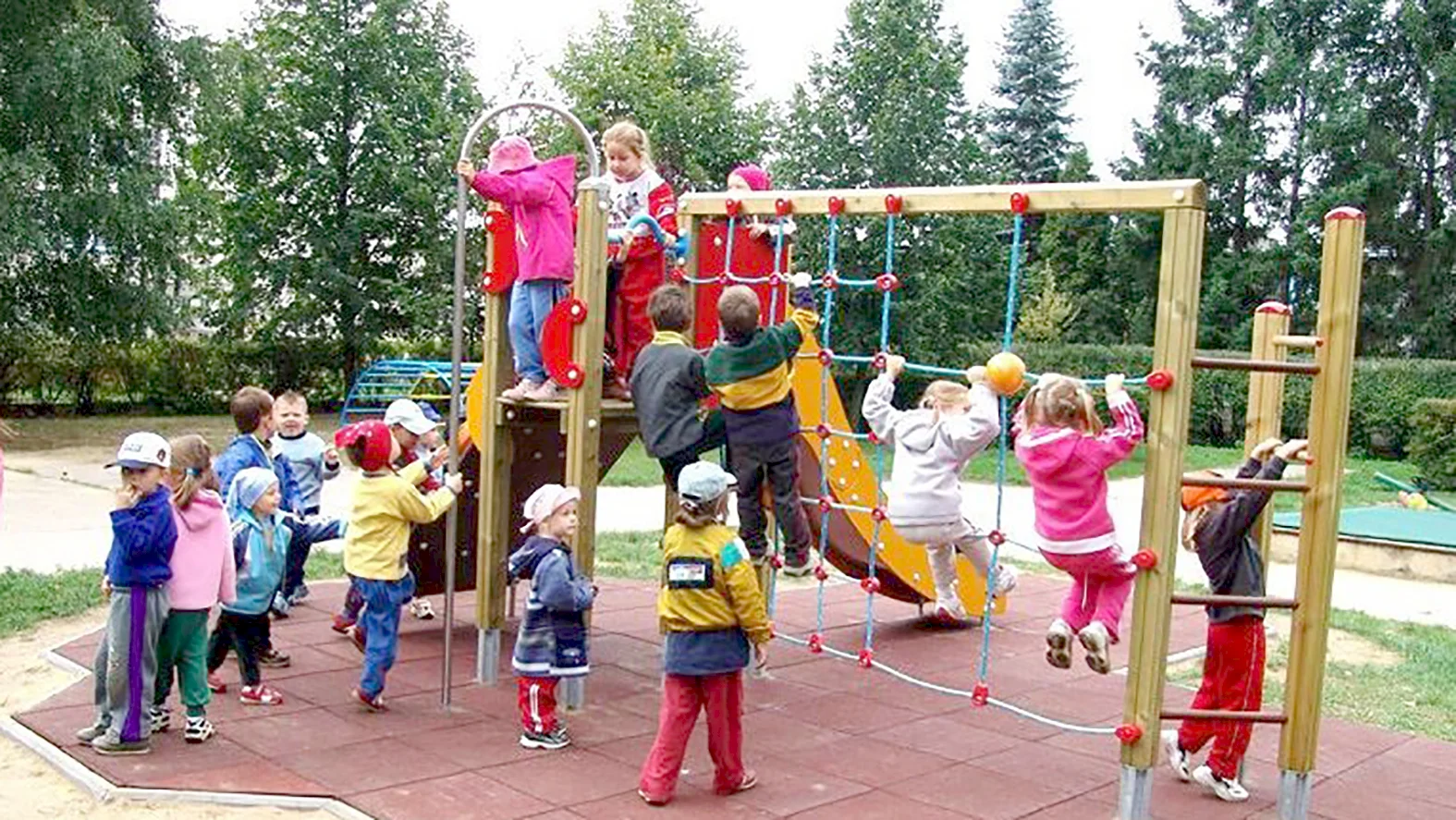 Všetky detské ihriská budú musieť dostať meno a prejsť kontrolou bezpečnosti