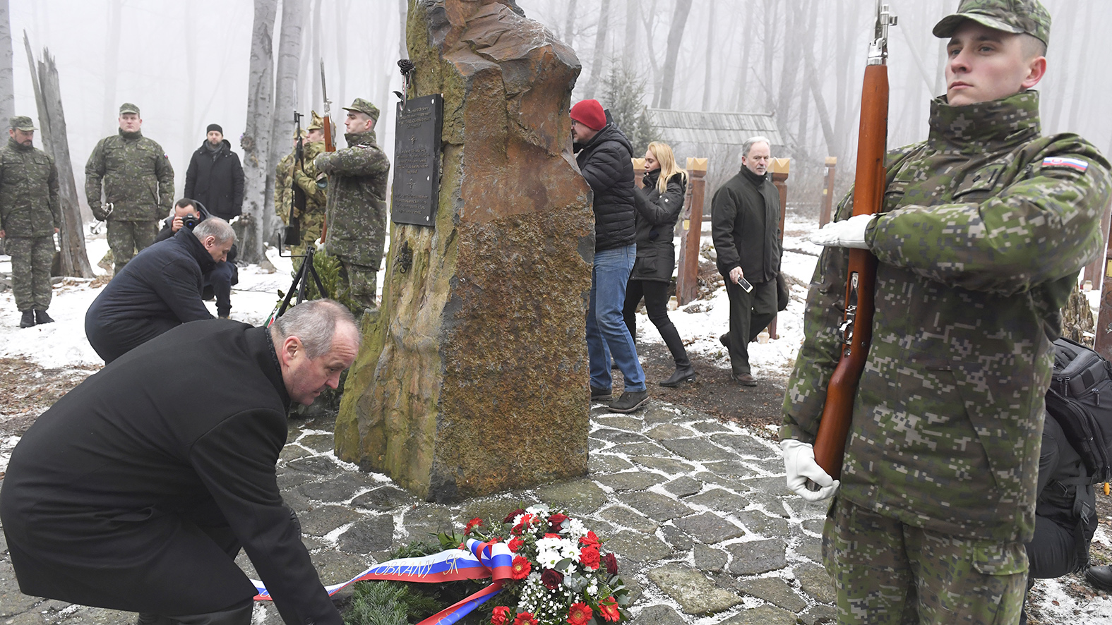 V maďarskej obci Hejce si pripomenuli 14. výročie leteckého nešťastia