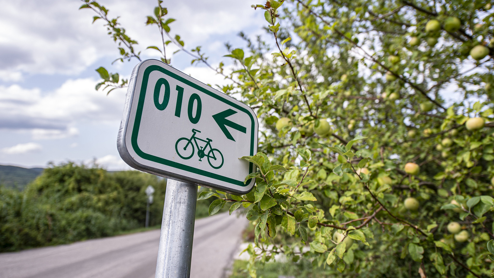 Bratislavská župa obnovila značenie a cyklistickú infraštruktúru