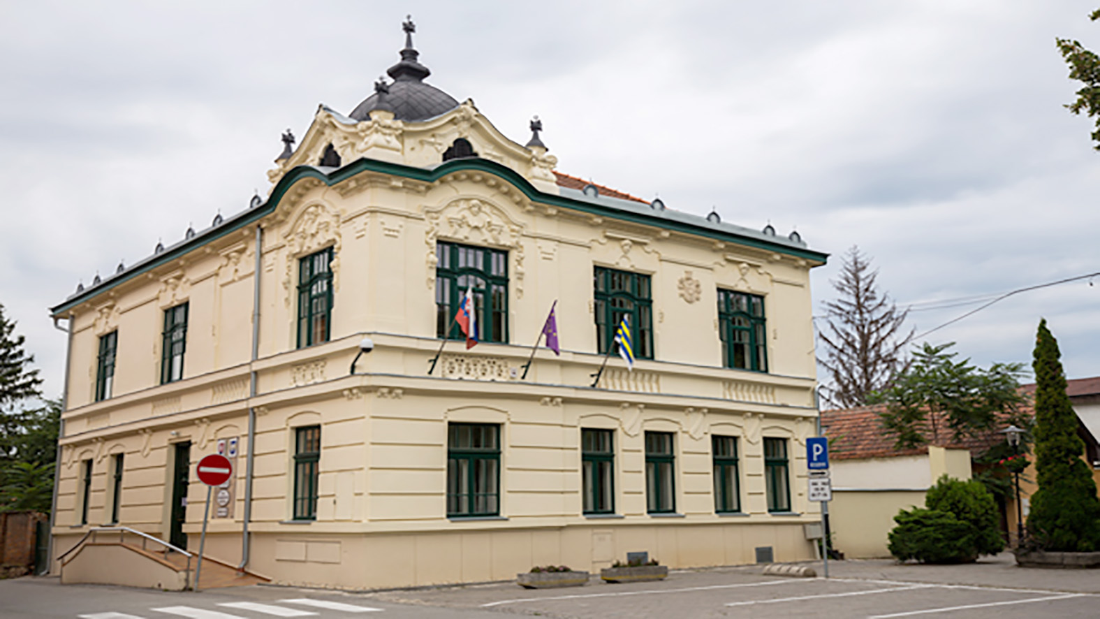 Z rezervného fondu vyčlenili peniaze na sedem projektov