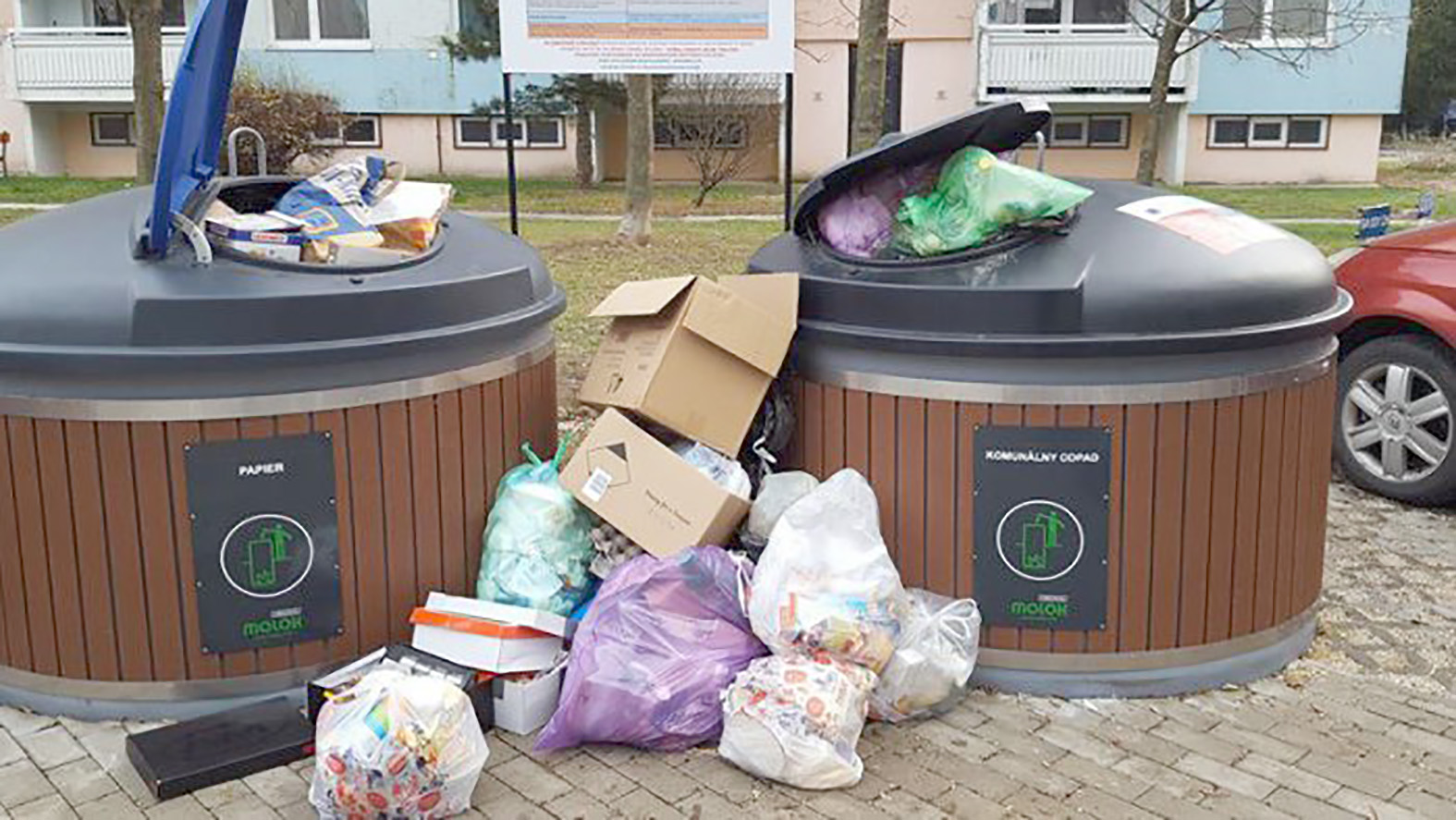 Stojiská kontajnerov bude mesto monitorovať kamerami