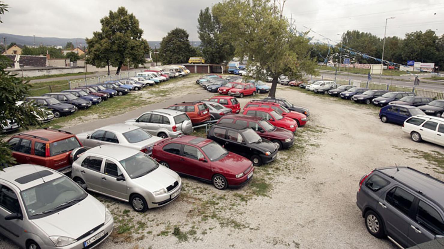 Nové Mesto pokračuje v príprave spustenia pilotnej parkovacej zóny