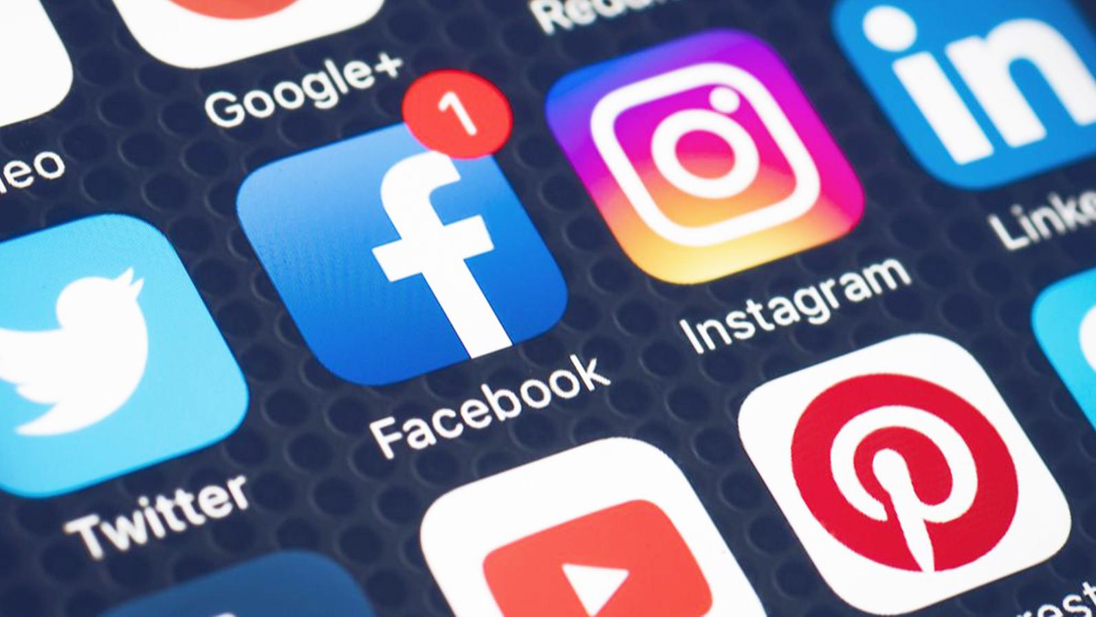 Facebook spúšťa na Slovensku a v ČR "fact-checkingový" program