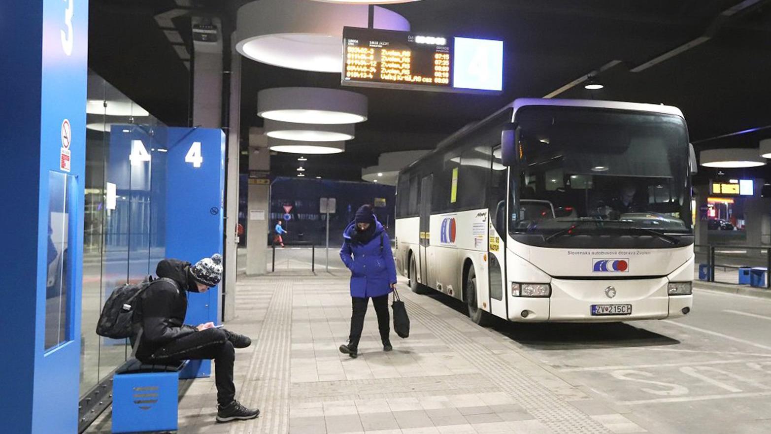 Špeciálna komisia BBSK pozýva dopravcu SAD Zvolen na spoločné rokovanie