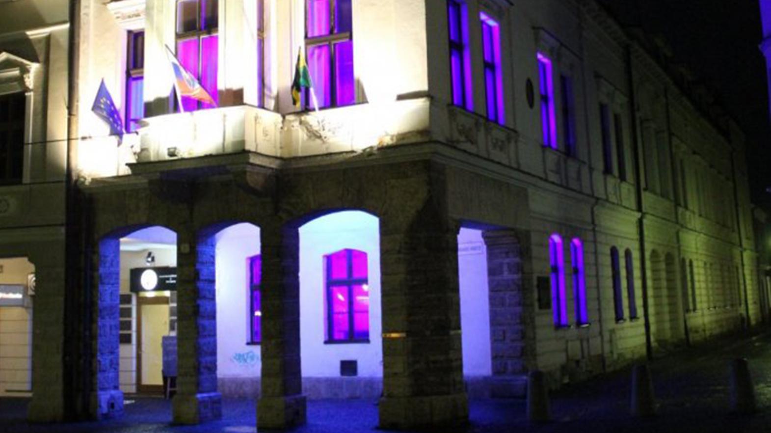 Žilinské dominanty sa rozsvietia na modro