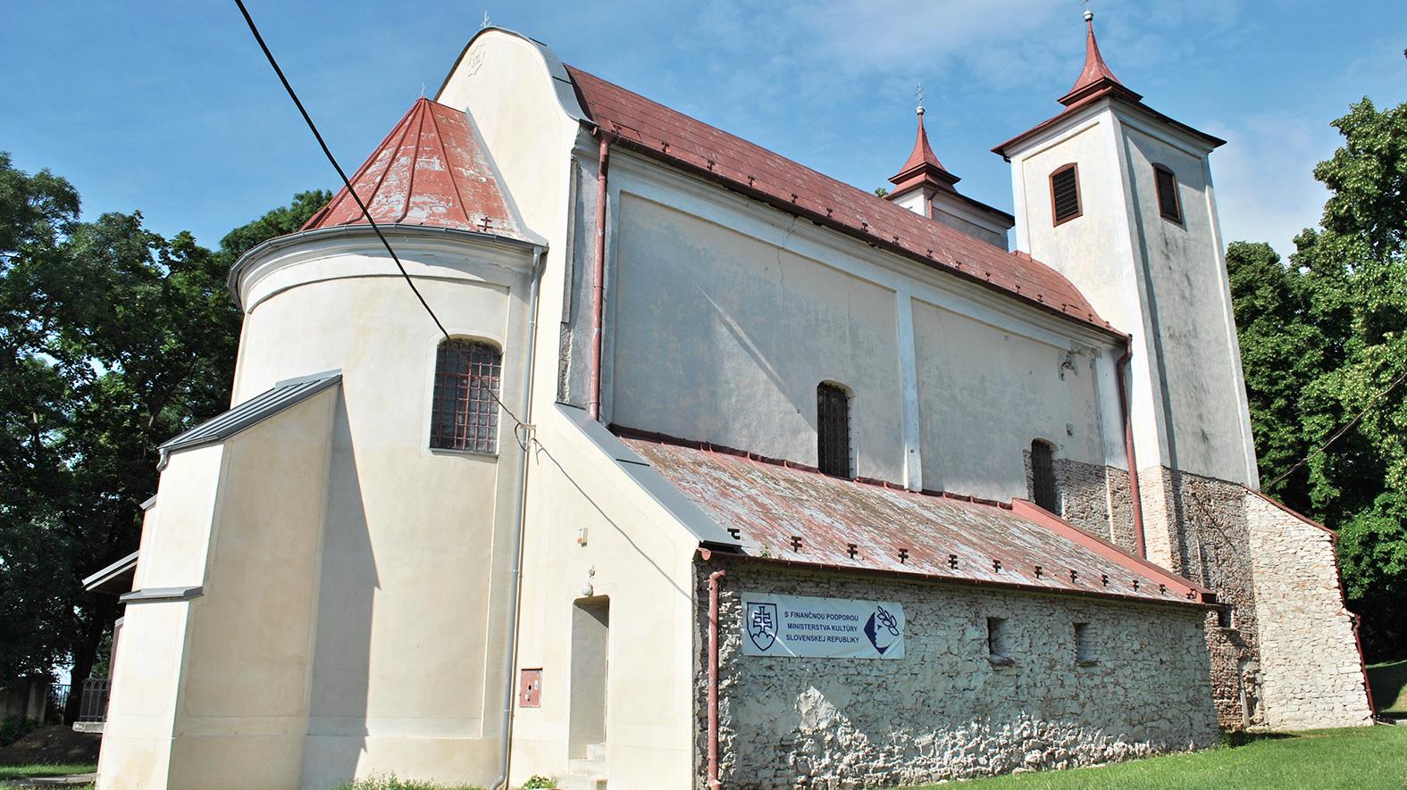 Kostolu sa rekonštrukciou prinavráti pôvodný románsky vzhľad