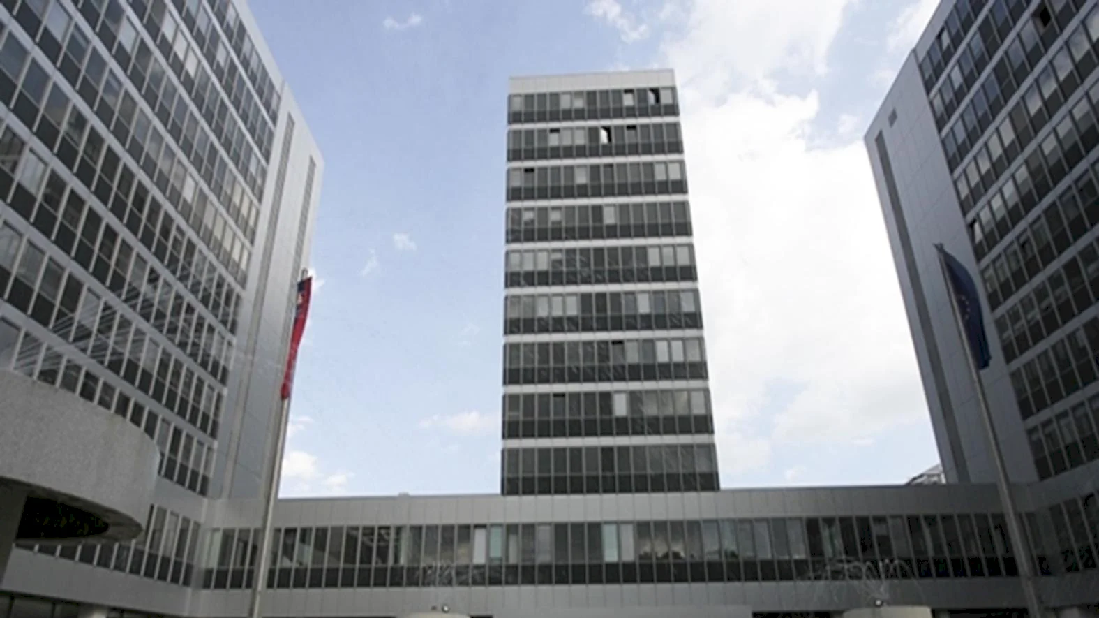 Sociálni partneri požadujú urýchlené rokovanie tripartity