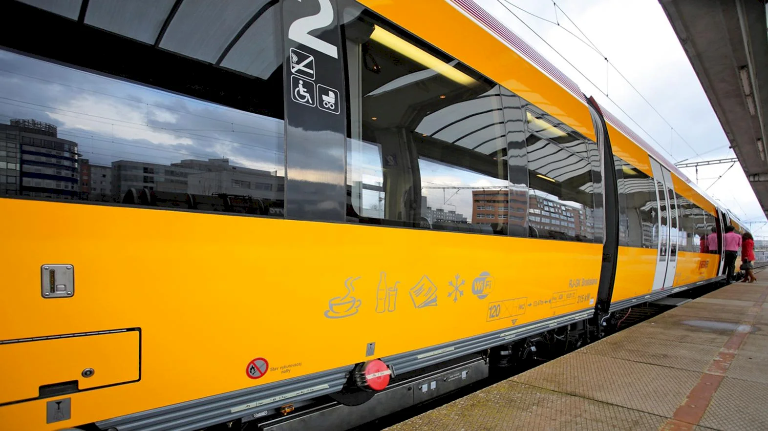 RegioJet posilňuje kapacitu vlakov, počet cestujúcich opäť rastie