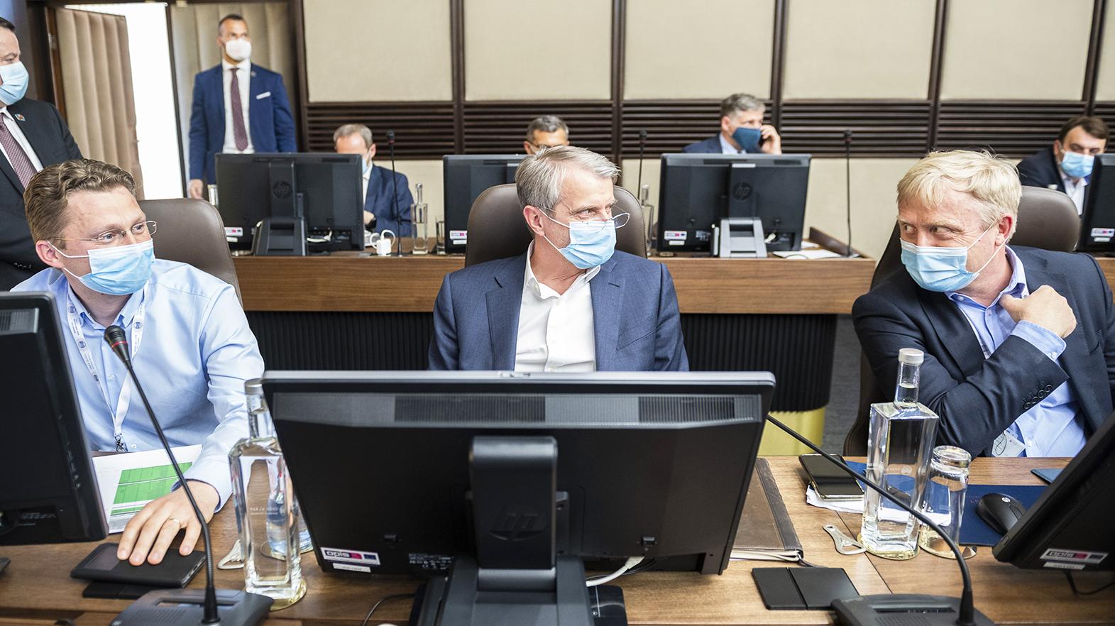 Ústredný krízový štáb schválil od stredy prvú fázu uvoľnenia opatrení