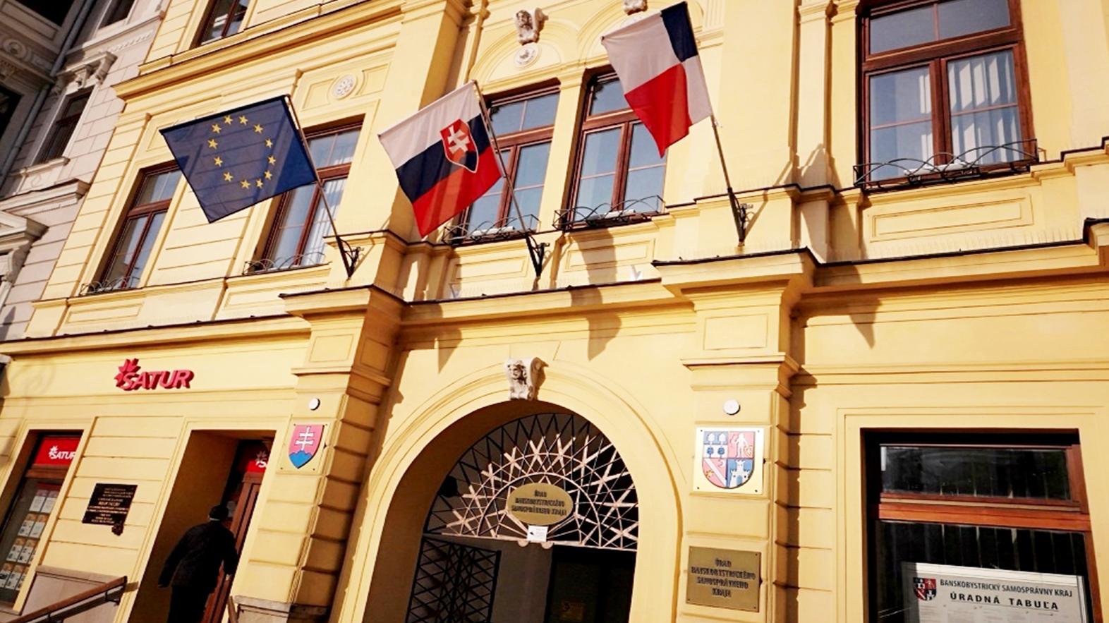 Banskobystrický kraj poskočil v rebríčku transparentnosti o tri priečky