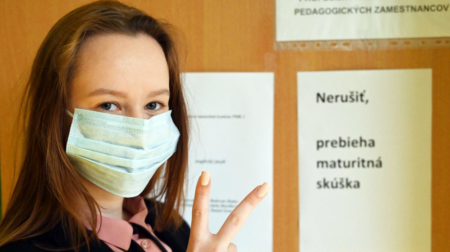 V kraji maturuje tento rok 3 055 žiakov, 203 z nich prezenčne