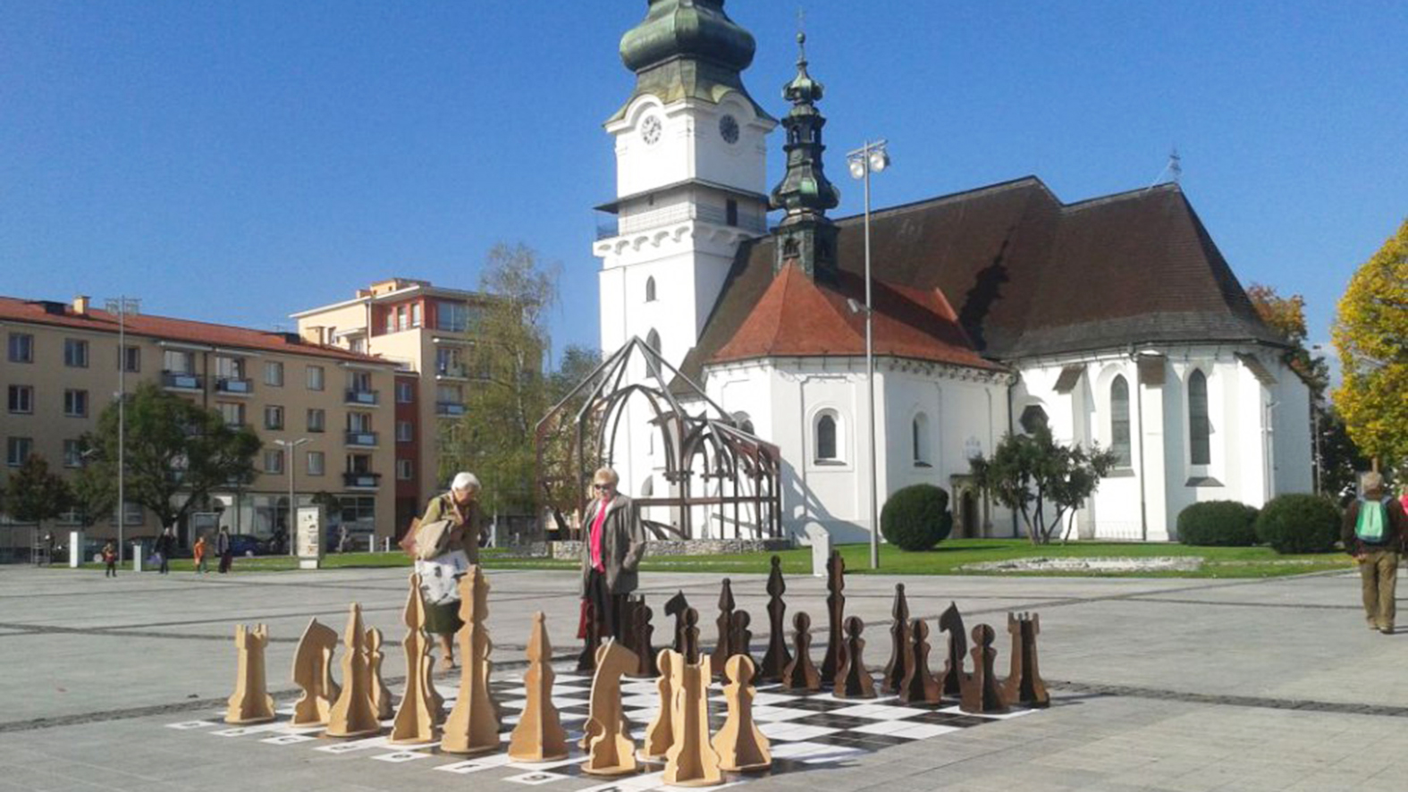 Magistrát opäť chce, aby mu občania vystavili vysvedčenie