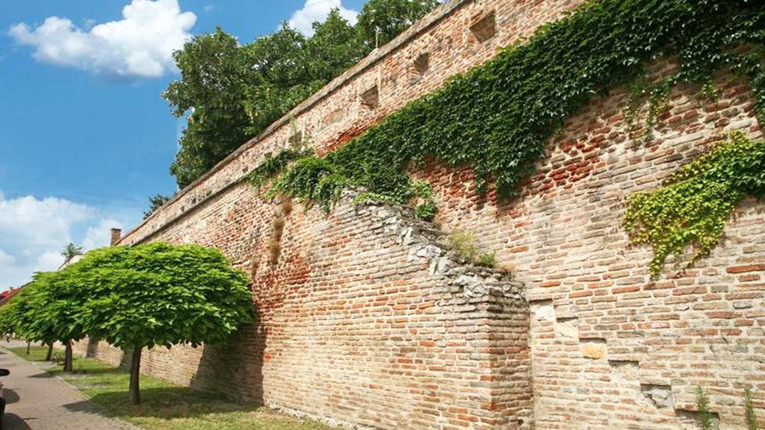 Trnava získala 25 000 eur na obnovenie časti opevnenia