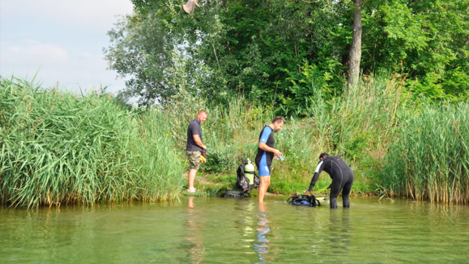 Zo Slnečných jazier vytiahli vyše 250 kg odpadu