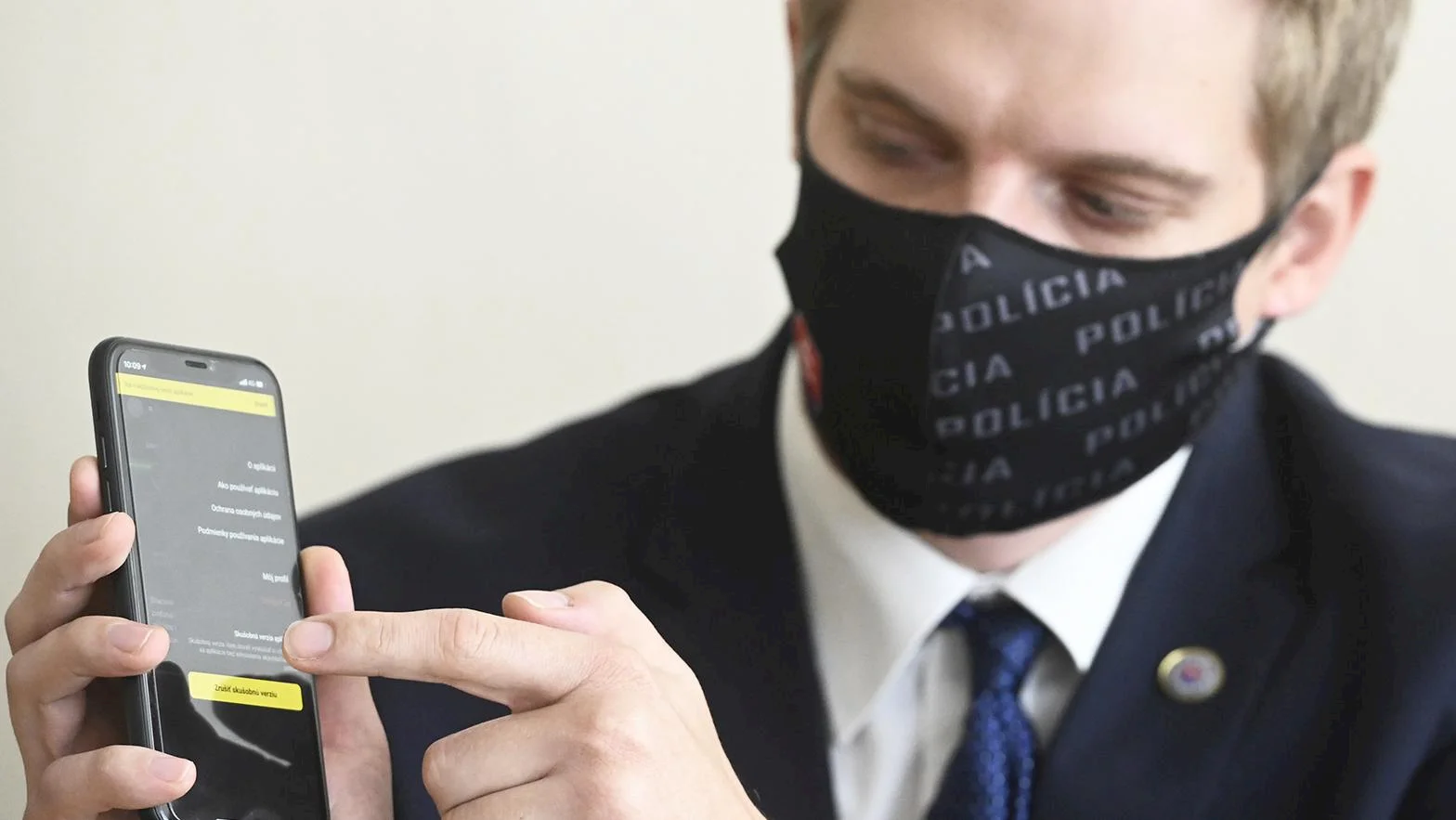 Nová policajná aplikácia má umožniť diskrétne nahlásenie domáceho násilia