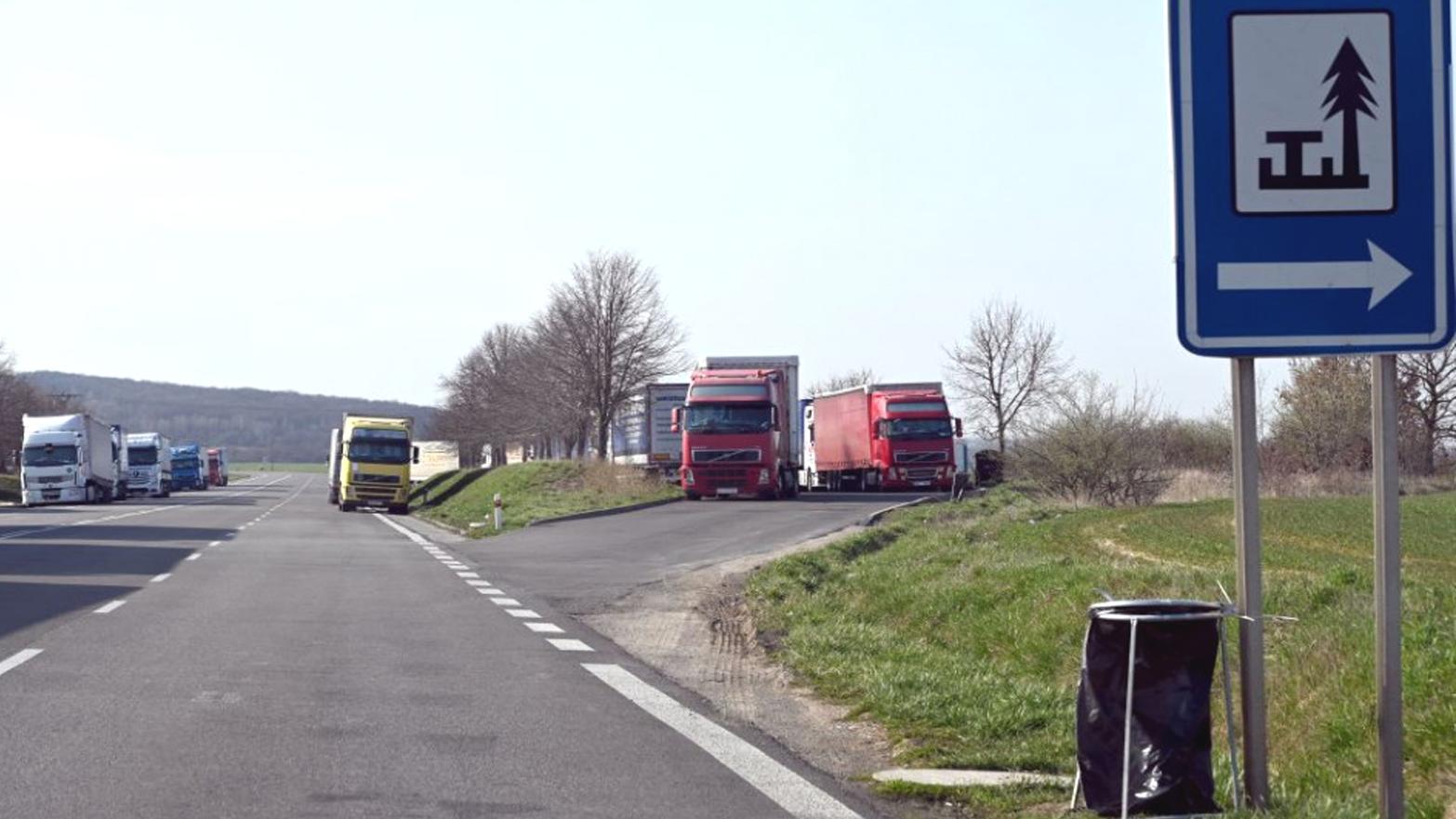 Kraj má záujem o spoplatnenie ciest II. a III. triedy, rozhodli poslanci