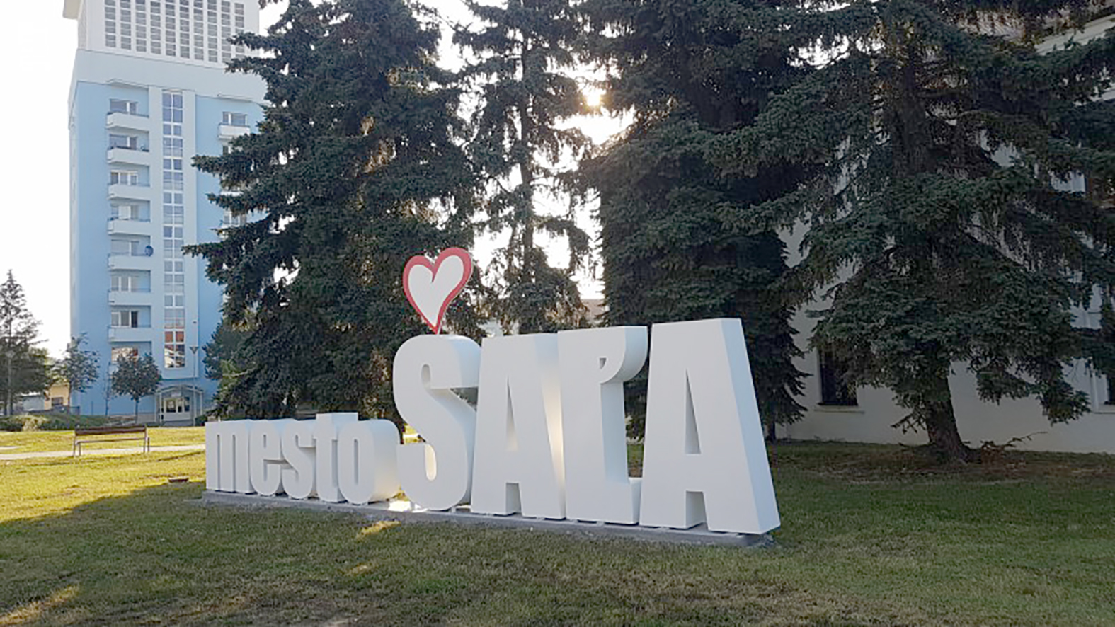 Už aj v Šali máme 3D nápis