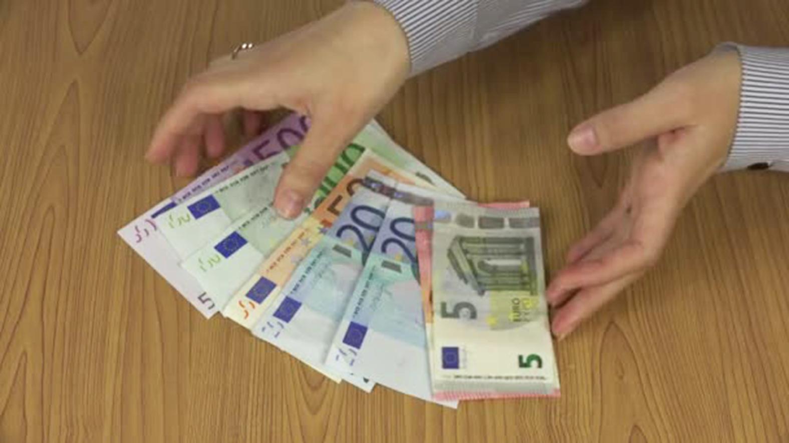 Ministerstvá stanovujú kritériá pre odmeňovanie za prácu počas pandémie