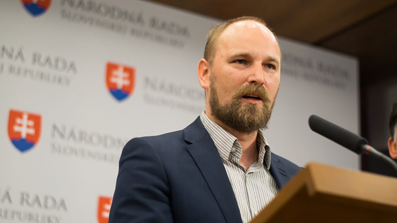 Župa požiada o zazmluvnenie zdravotníckych zariadení v Hlohovci a Senici