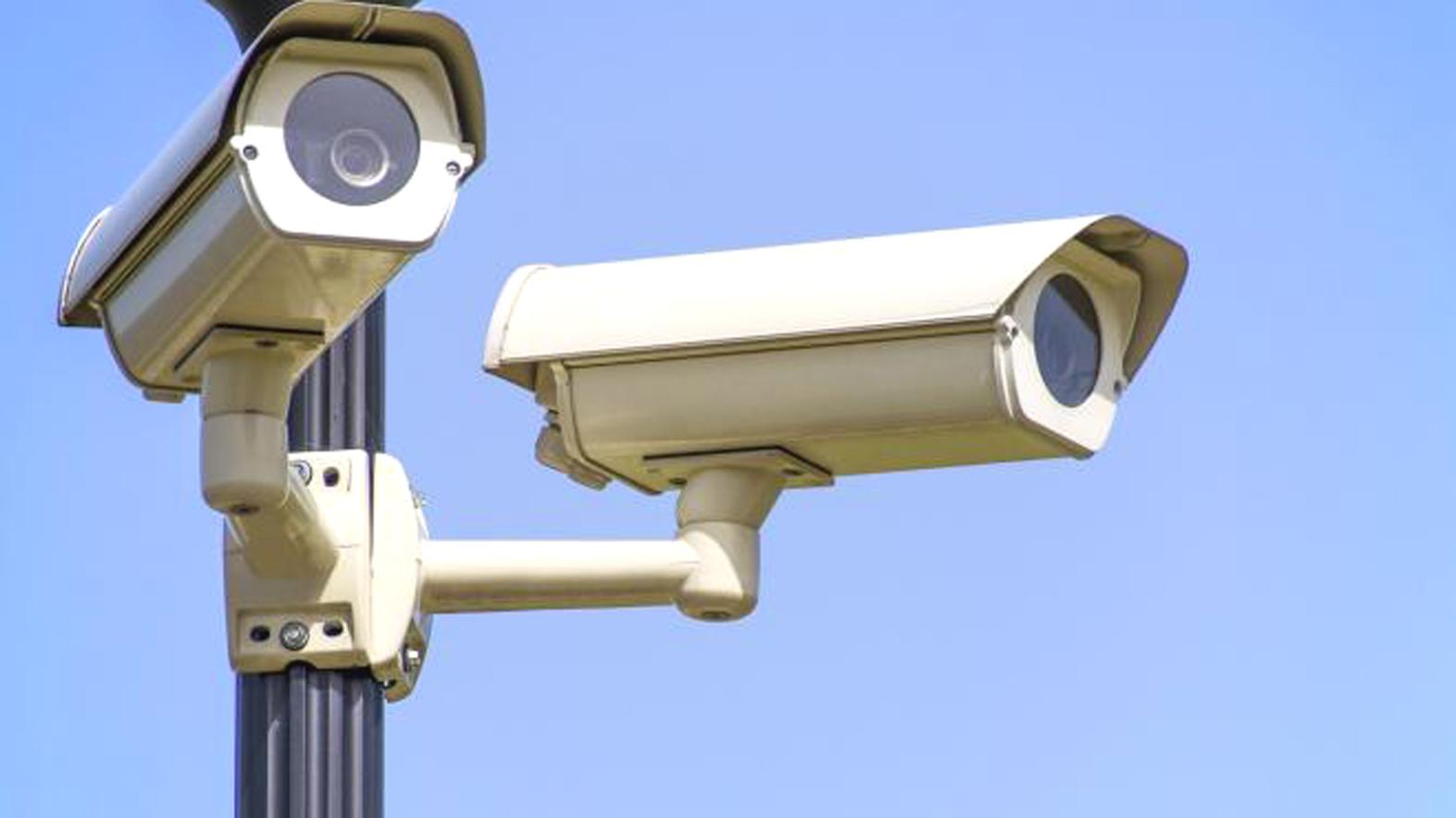 Kamery - využitie na monitorovanie hustoty a počtu osôb pred odberným miestom