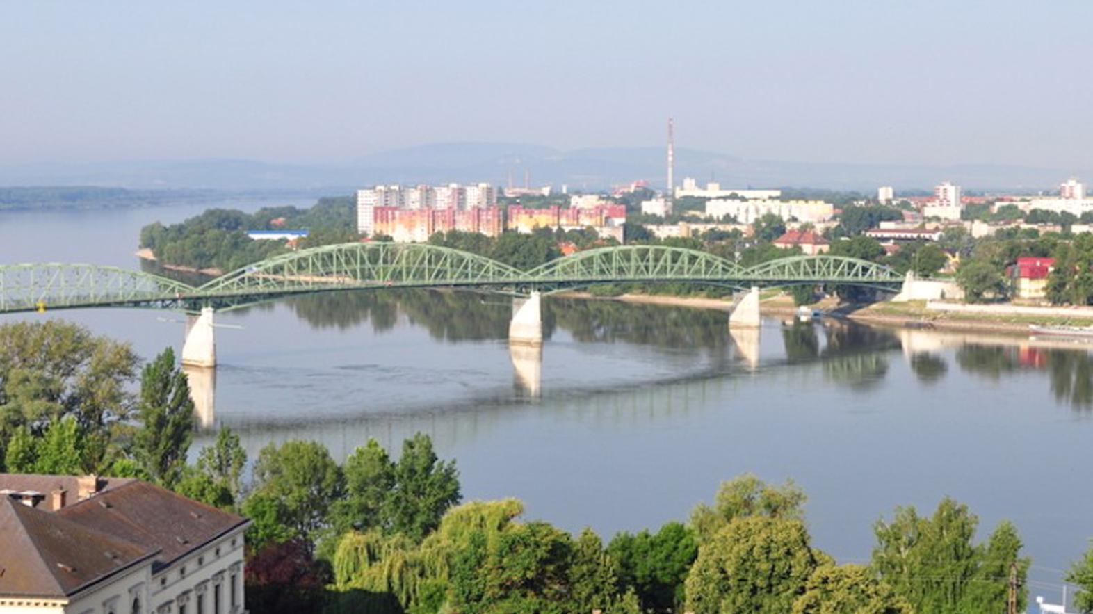 Mesto zakladá vlastnú OOCR Štúrovo-Parkan