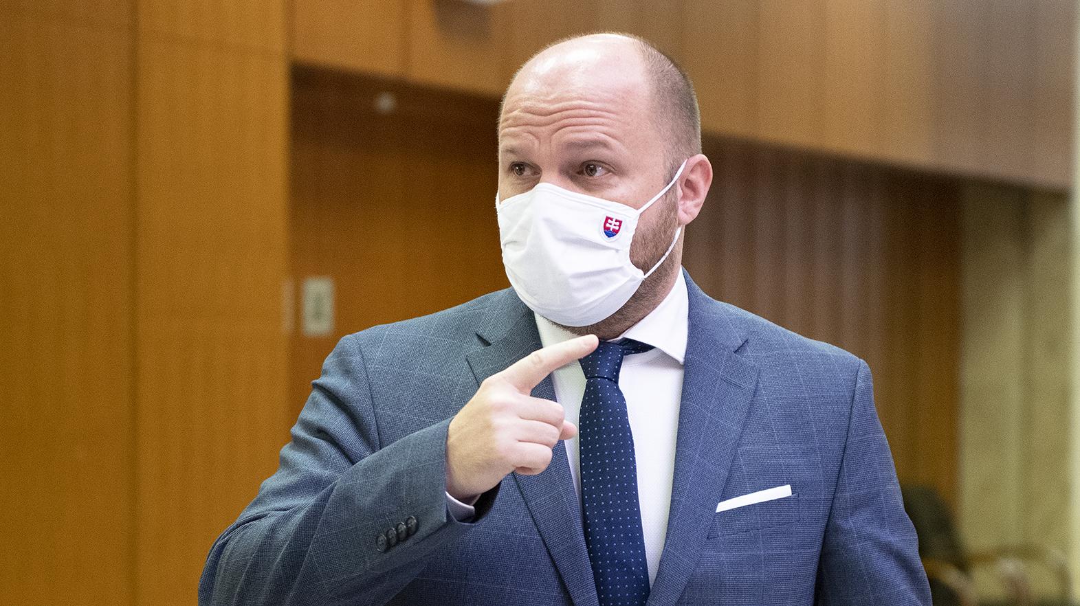 Diskusia o preplácaní prvých nákladov obciam je vo finálnej fáze