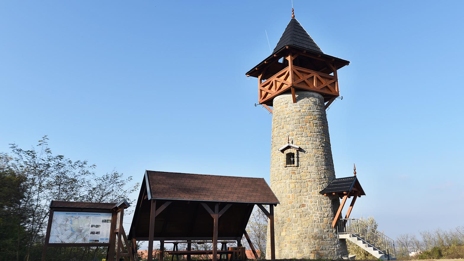 Pri veternom mlyne vybudovalo mesto rozhľadňu