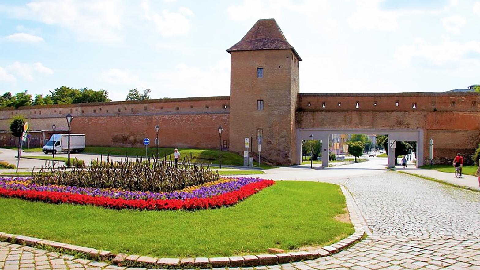 Trnava chce vystúpiť z dvoch záujmových združení