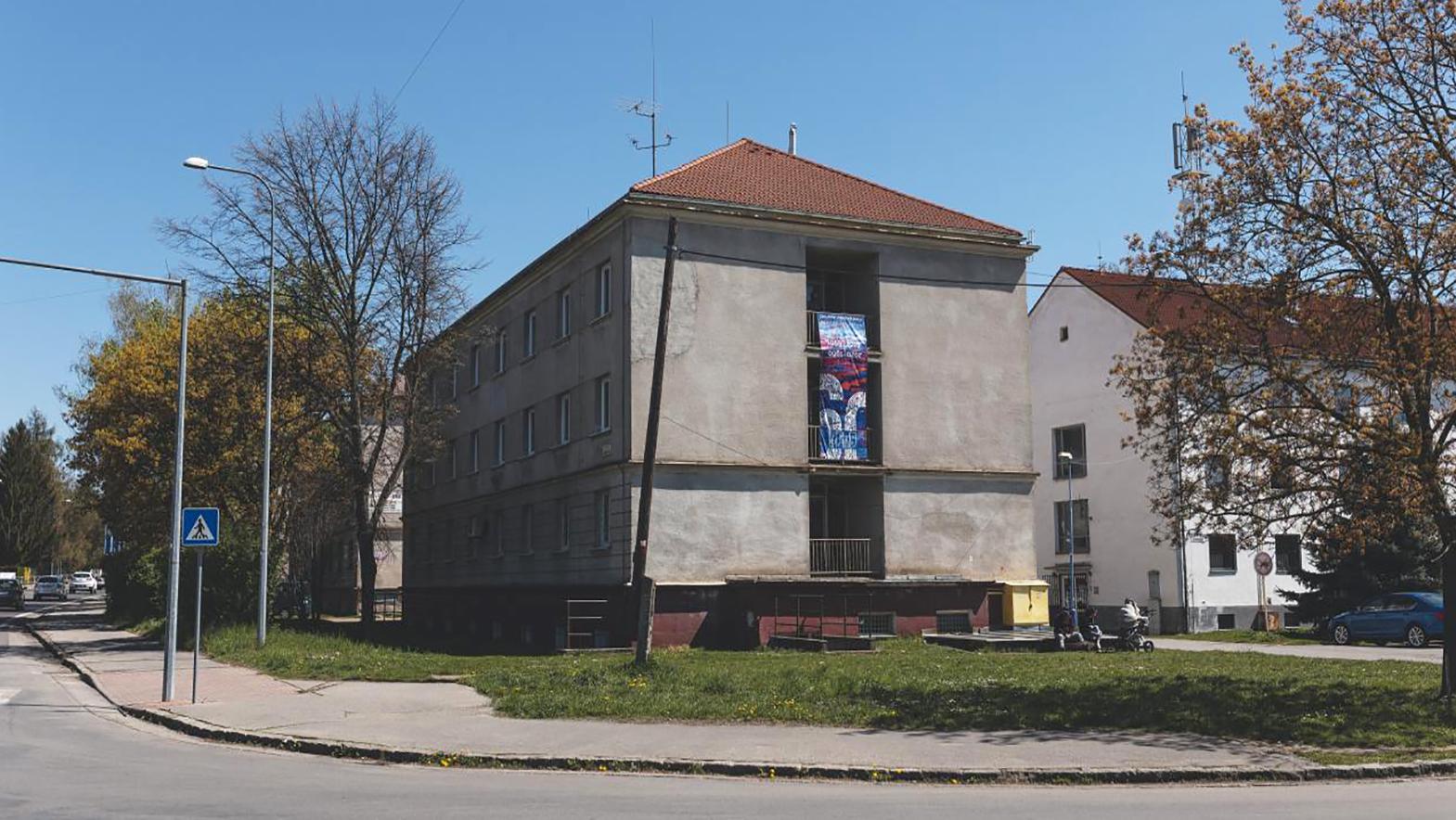 Budovu ZUŠ zrekonštruujú na bytový dom s 24 bytmi