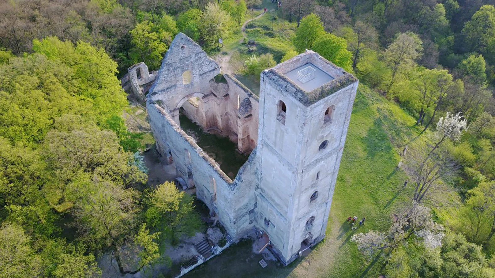 Záchranné práce na Katarínke nezastavil ani koronavírus