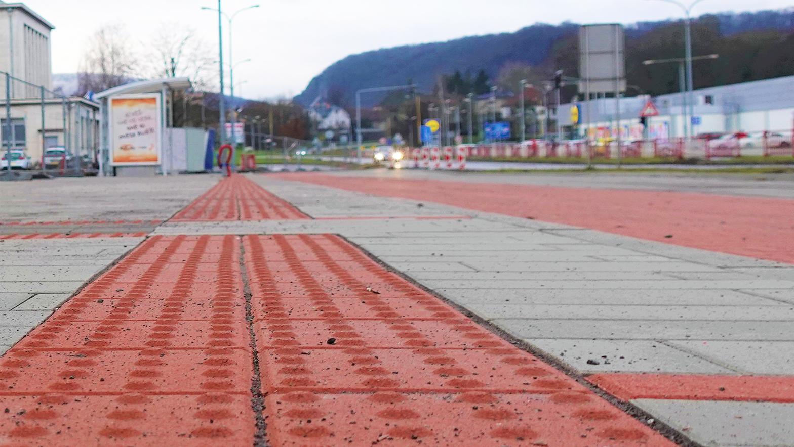 Prvú fázu obnovy námestia pred železničnou stanicou ukončili