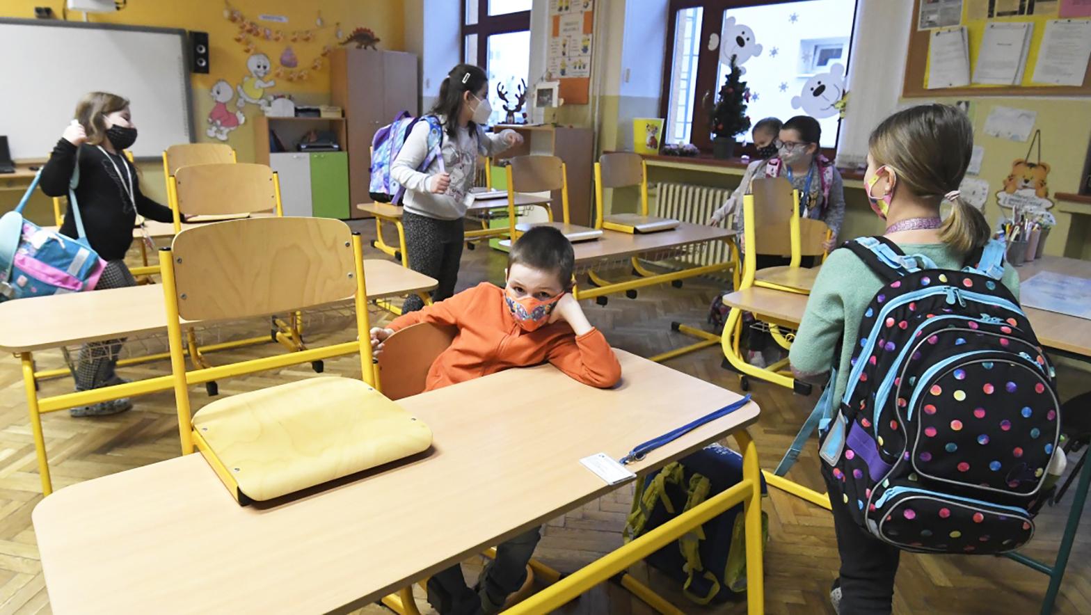 Pod výzvu Dajme prednosť školám sa podpísalo už viac ako 30 organizácií