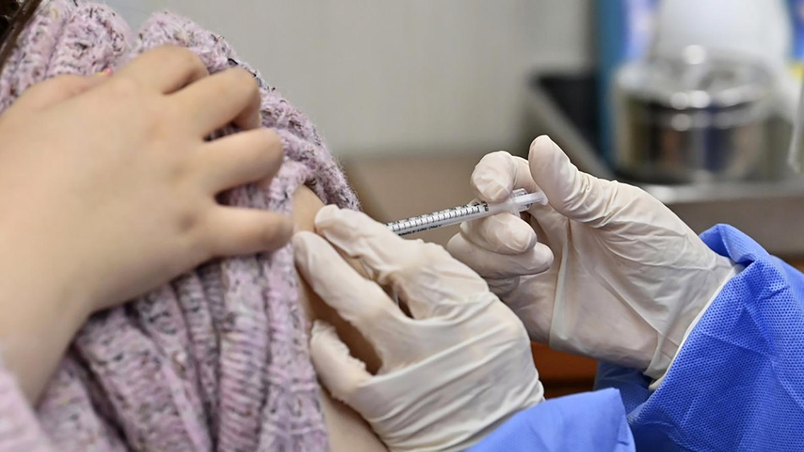 Vo veľkokapacitnom očkovacom centre zaočkovali takmer 6000 ľudí