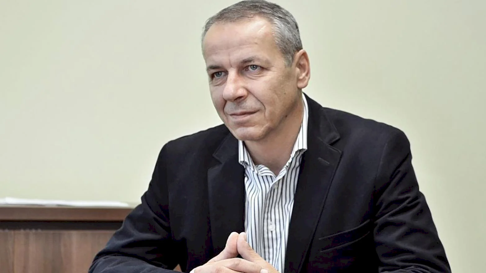 Primátor tvrdí, že praktiky združenia brzdia investičné akcie mesta