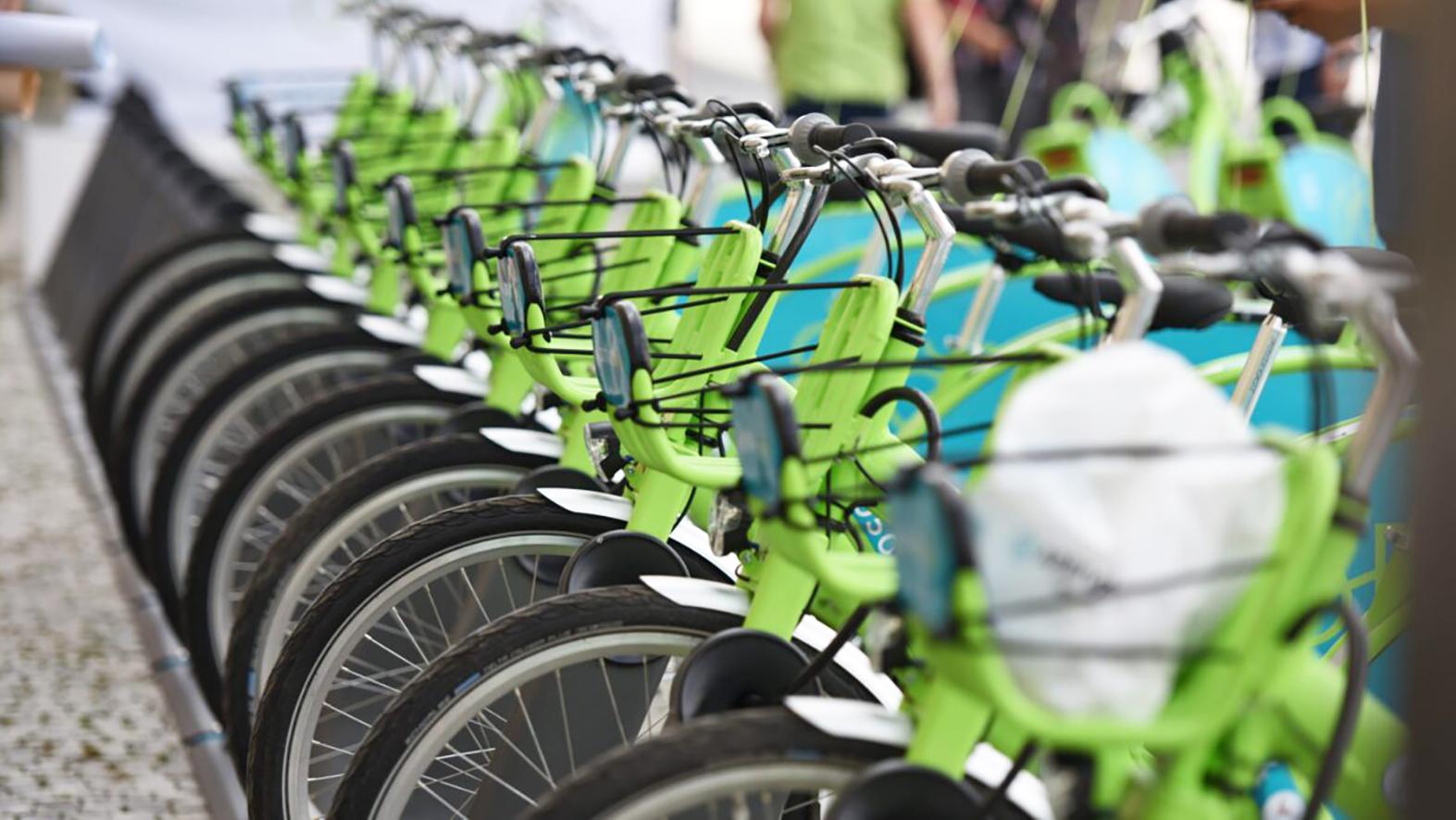 Mesto chce časť dopravy nahradiť zdieľanými elektrobicyklami