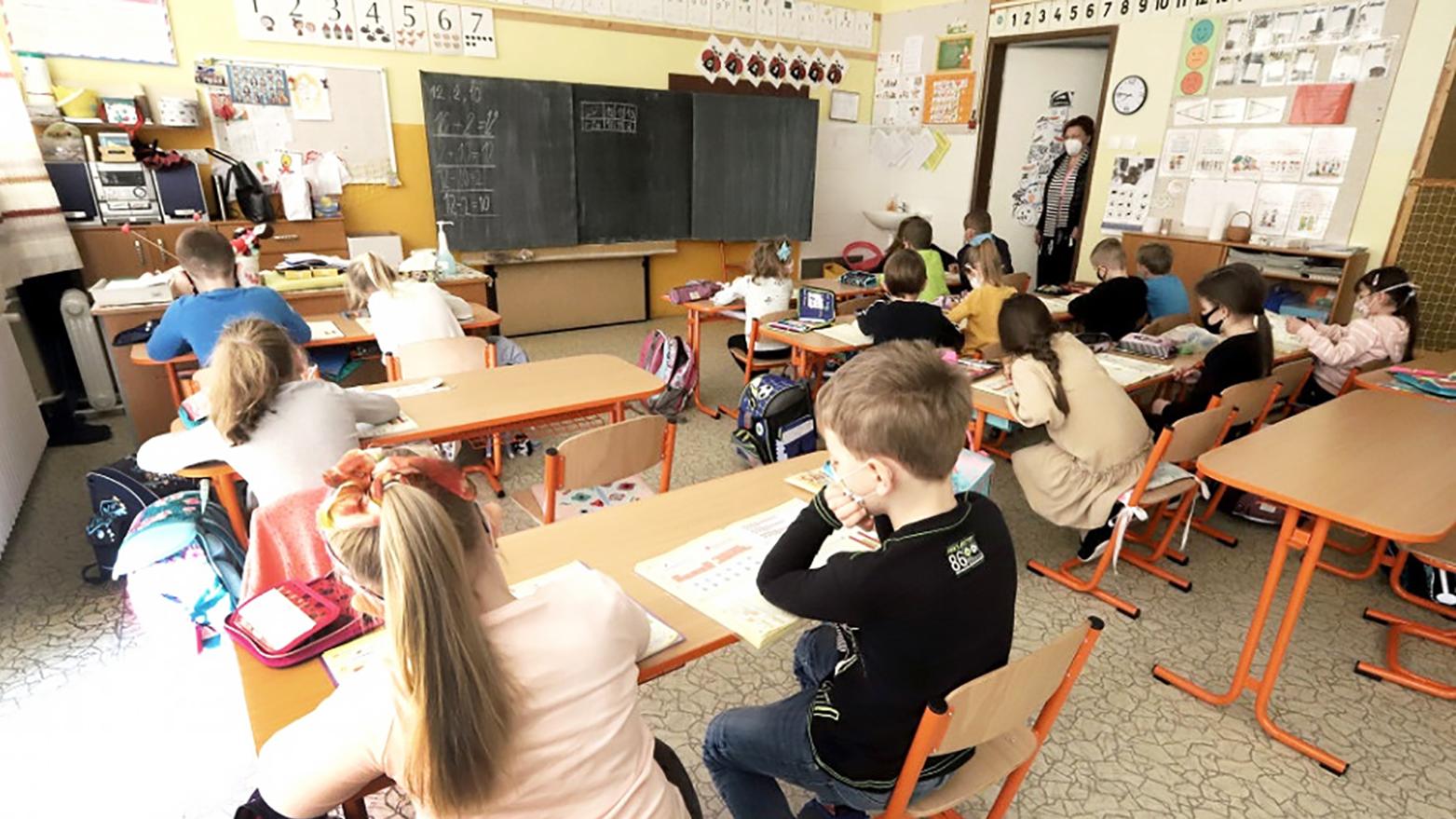 Petržalka otvorila celý prvý stupeň ZŠ, otvoré sú aj škôlky